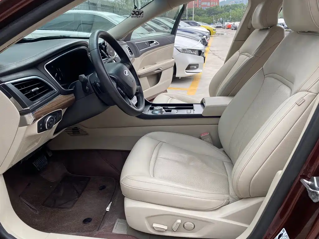 Ford Taurus — миниатюра 9