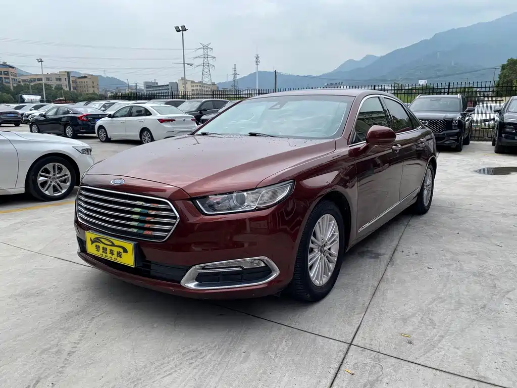 Ford Taurus