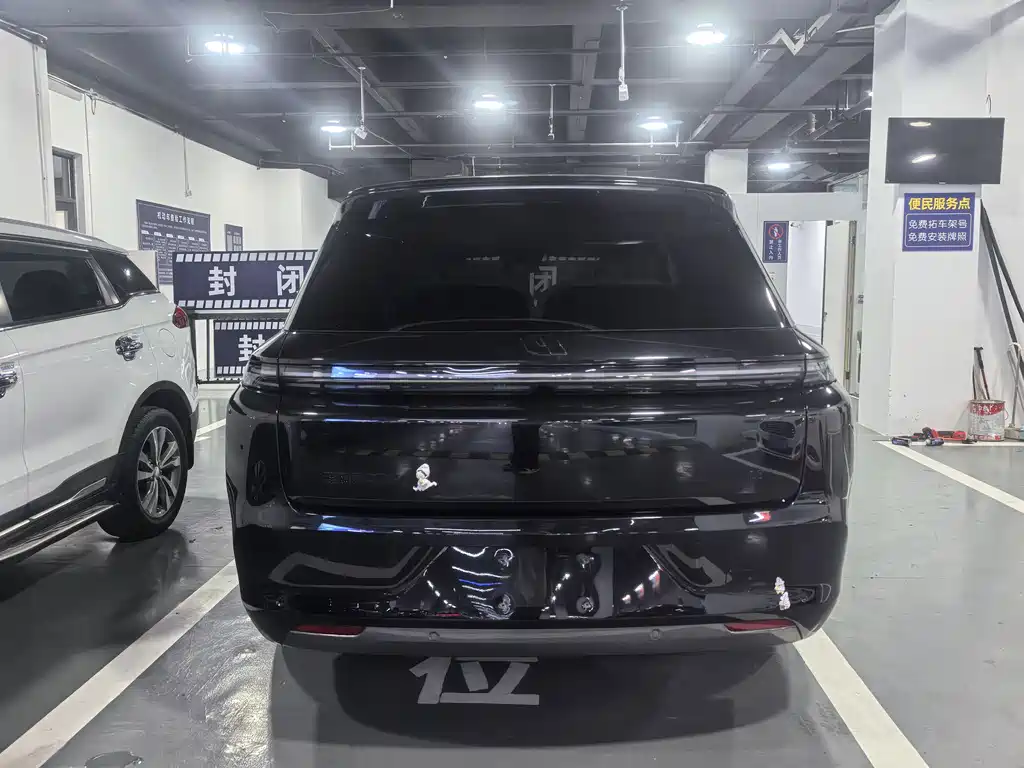 Li Auto Li L8 — миниатюра 5