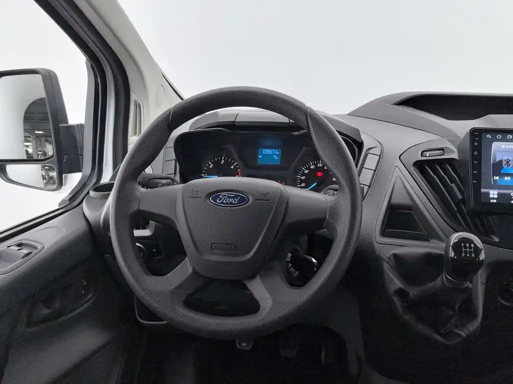 Ford Transit — миниатюра 11