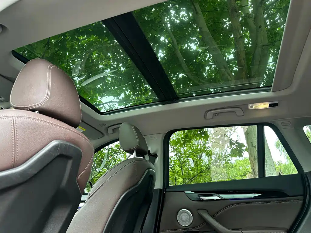 BMW X1 — миниатюра 15