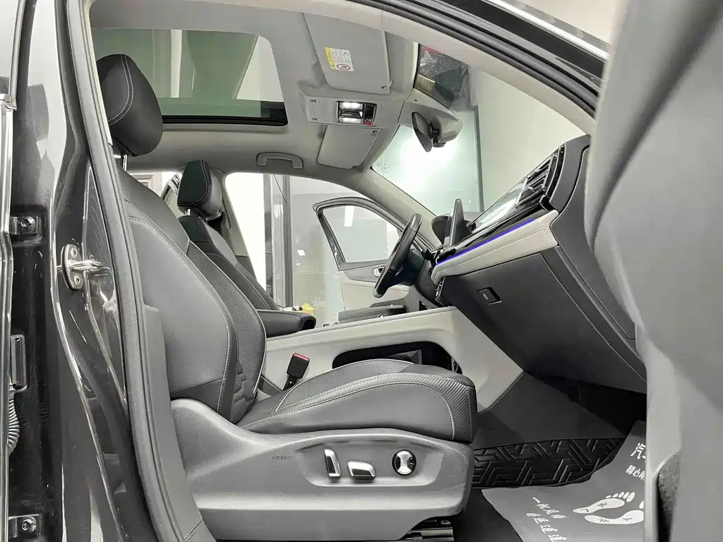 Volkswagen Teramont — миниатюра 6