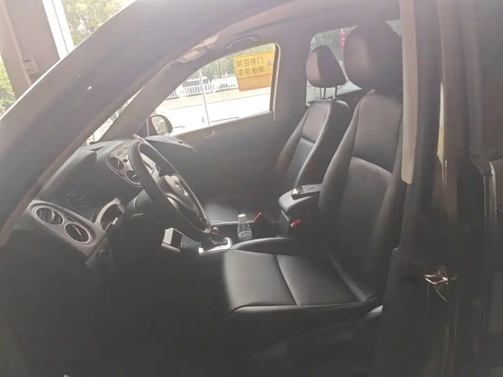 Volkswagen Tiguan — миниатюра 15