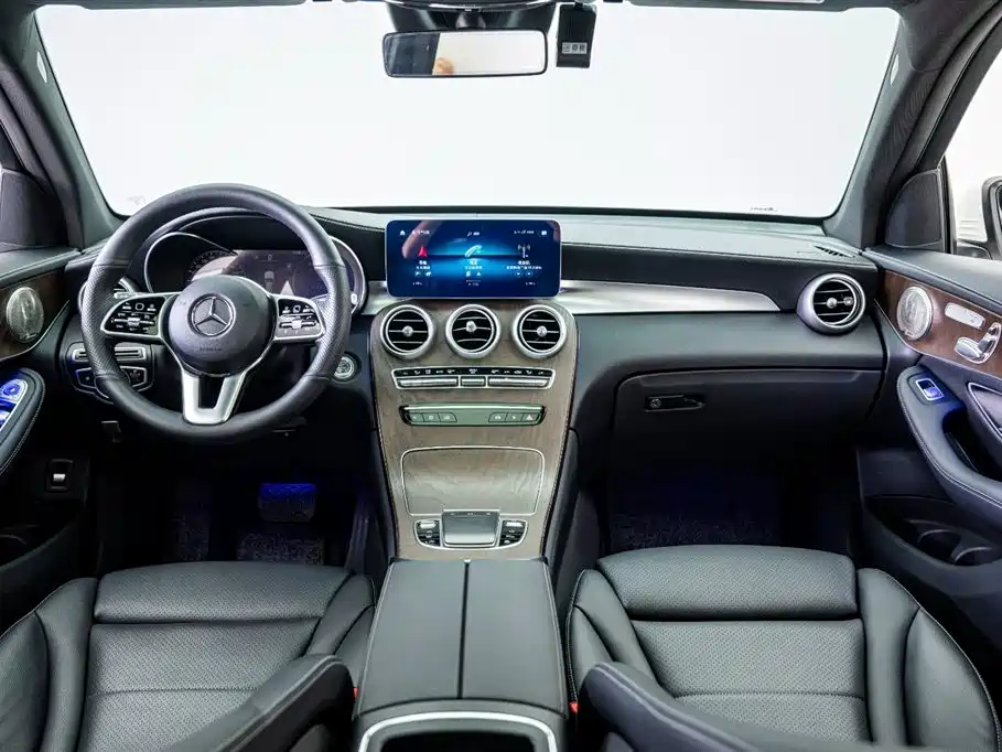 Mercedes-Benz GLC 2022 GLC 300 L 4MATIC