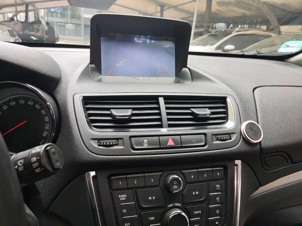 Buick Encore — миниатюра 13