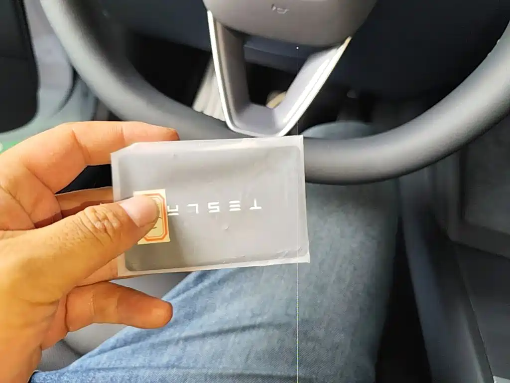 Tesla Model 3 — миниатюра 9