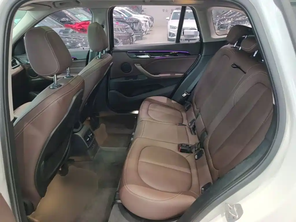BMW X1 — миниатюра 17