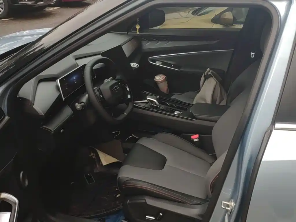 Geely Boyue — миниатюра 15