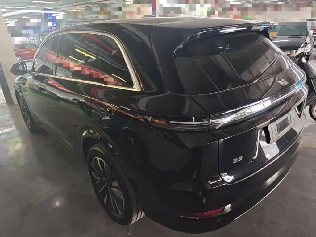 Li Auto Li L8 — миниатюра 5