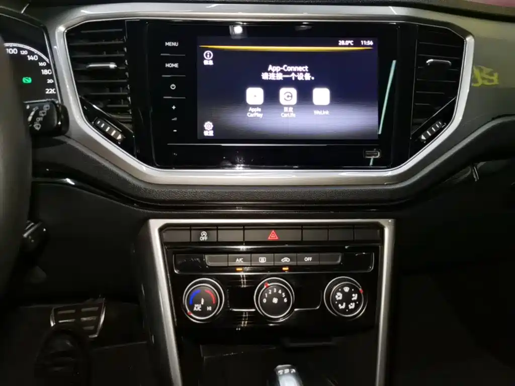 Volkswagen T-Roc — миниатюра 13