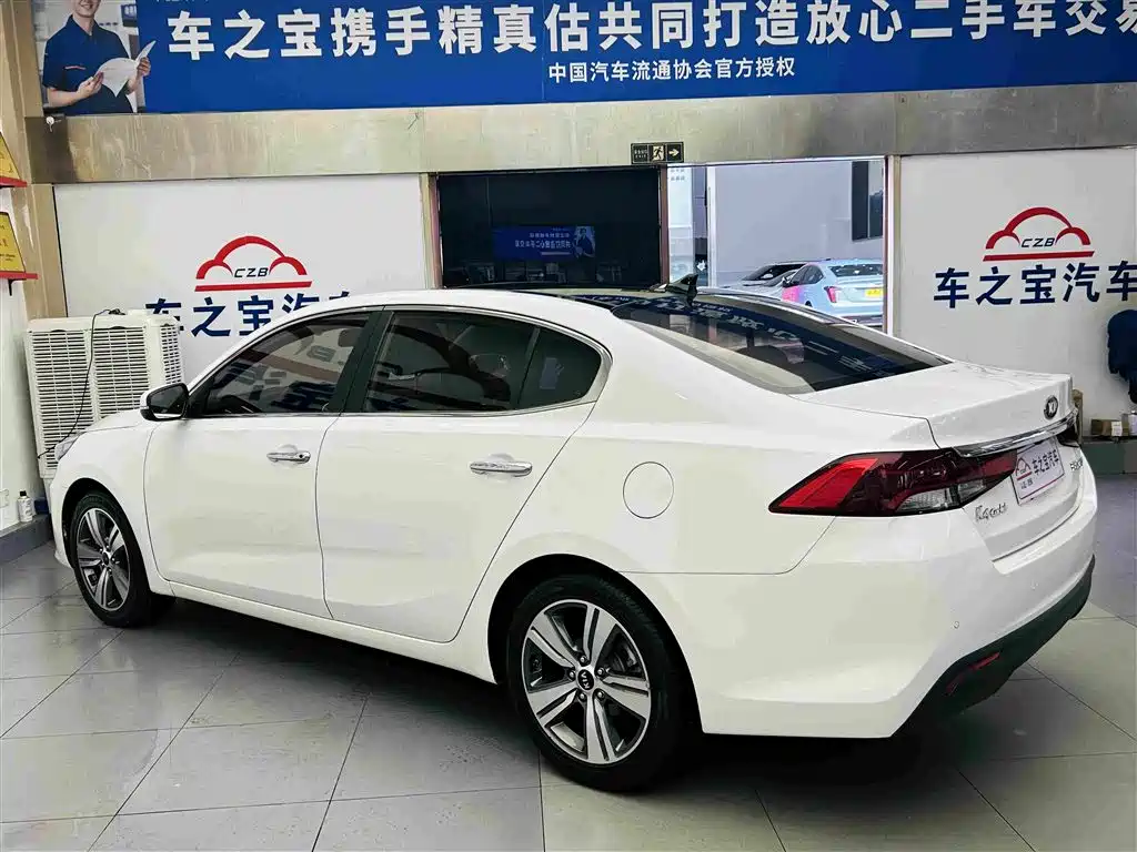 Kia K4 — миниатюра 8
