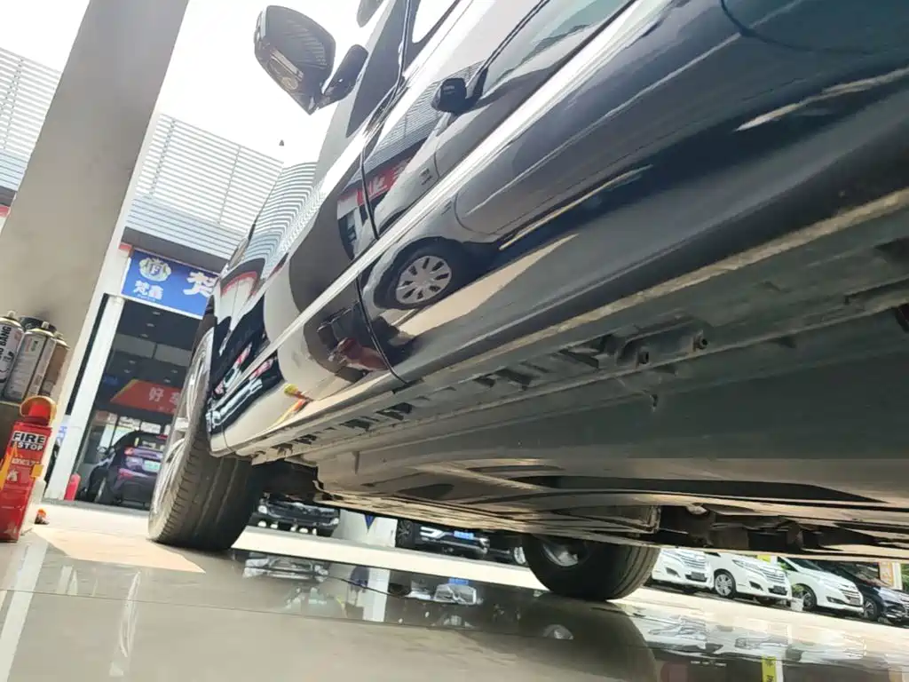 Jaguar F-PACE — миниатюра 22