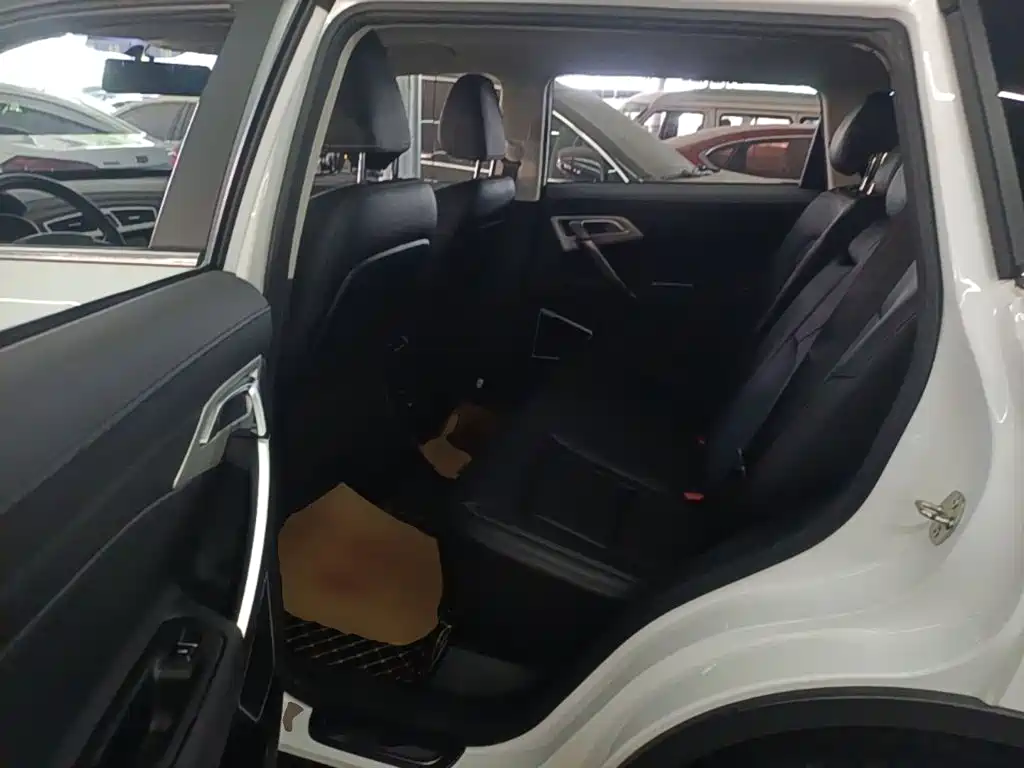 Geely Boyue — миниатюра 17