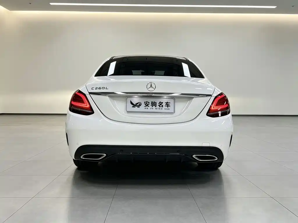 Mercedes-Benz C-Class — миниатюра 8
