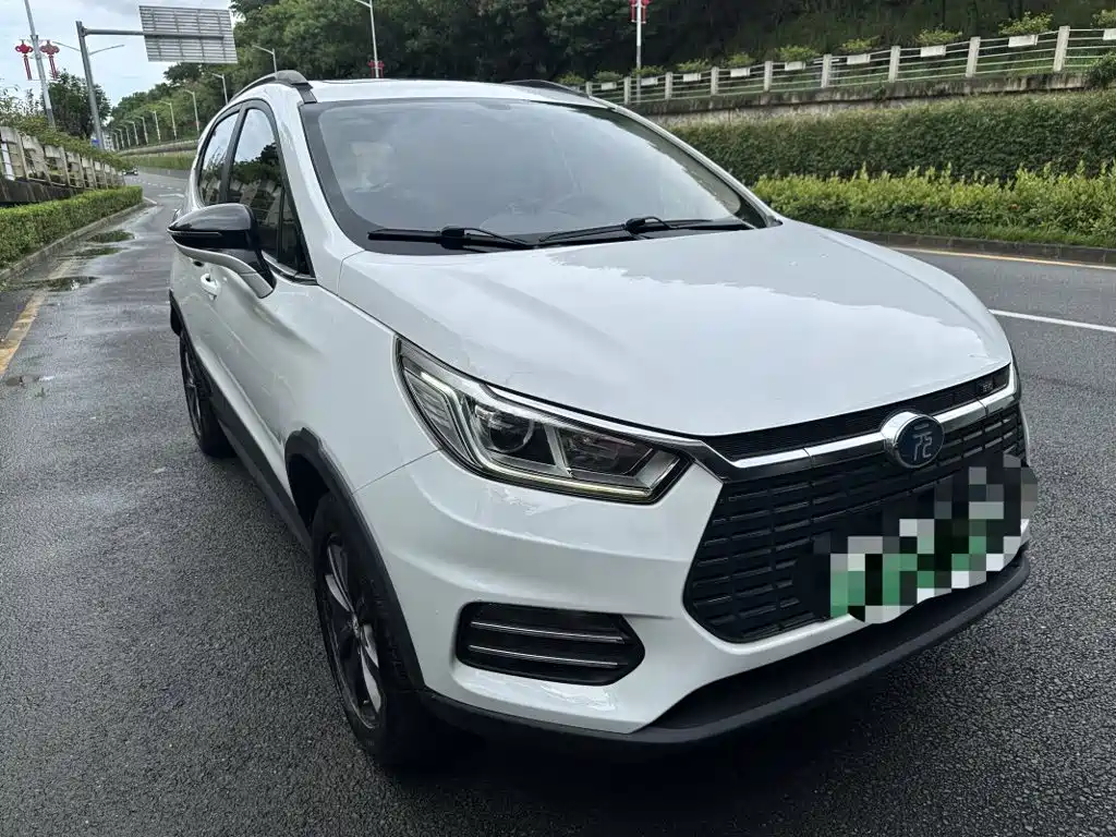 BYD Yuan EV — миниатюра 3