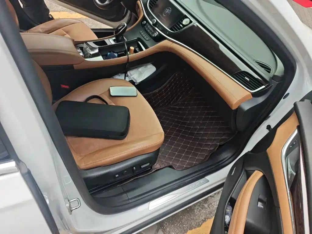 Buick LaCrosse — миниатюра 19