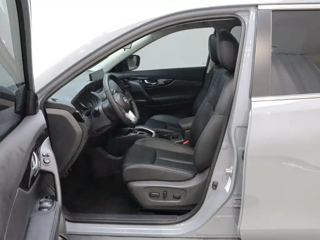 Nissan X-Trail — миниатюра 12