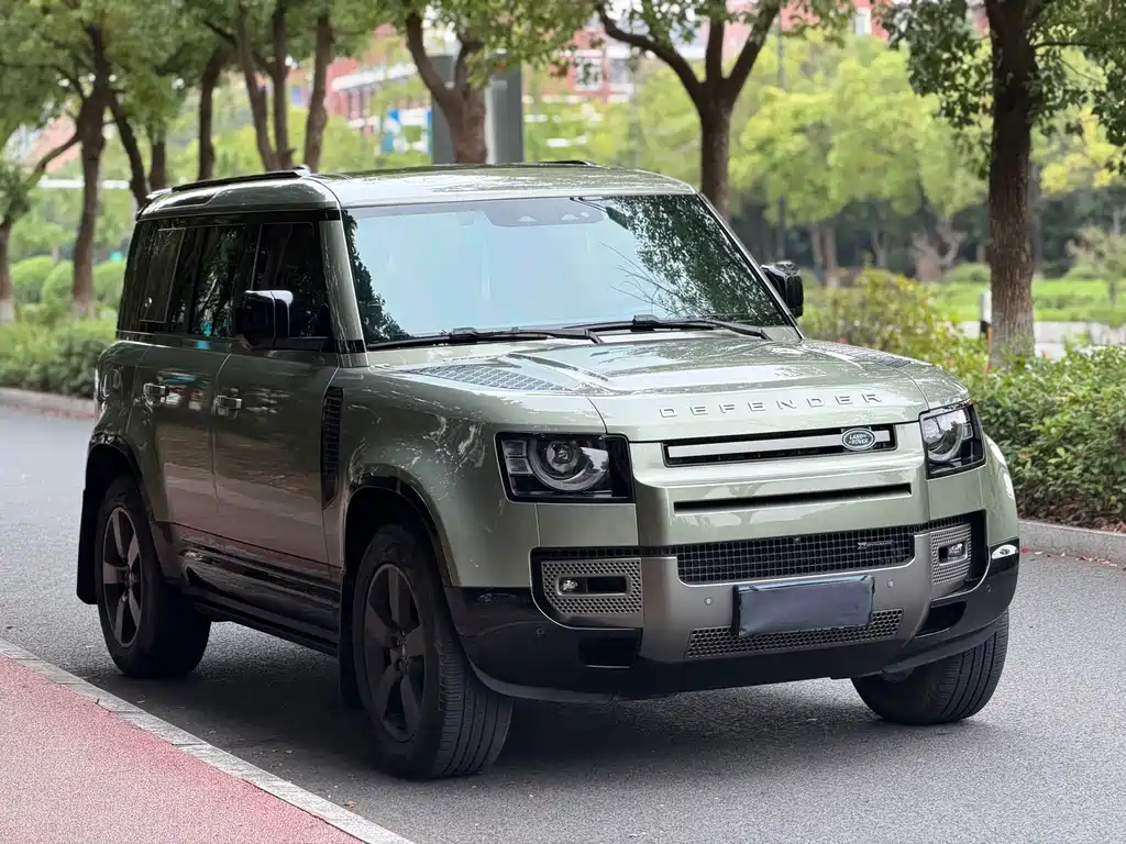 Land Rover Defender — миниатюра 3