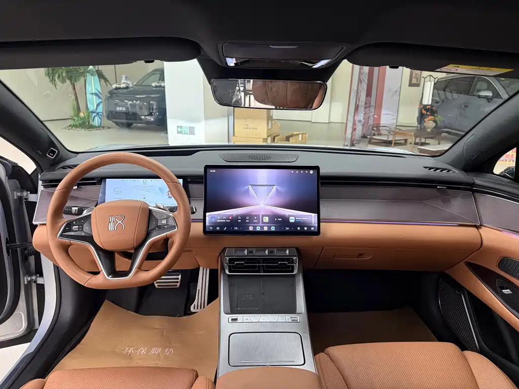 BYD Han L — миниатюра 12