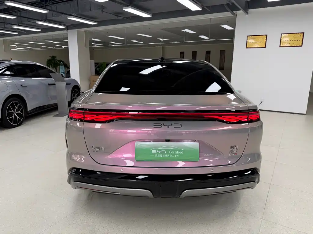 BYD Han L — миниатюра 6