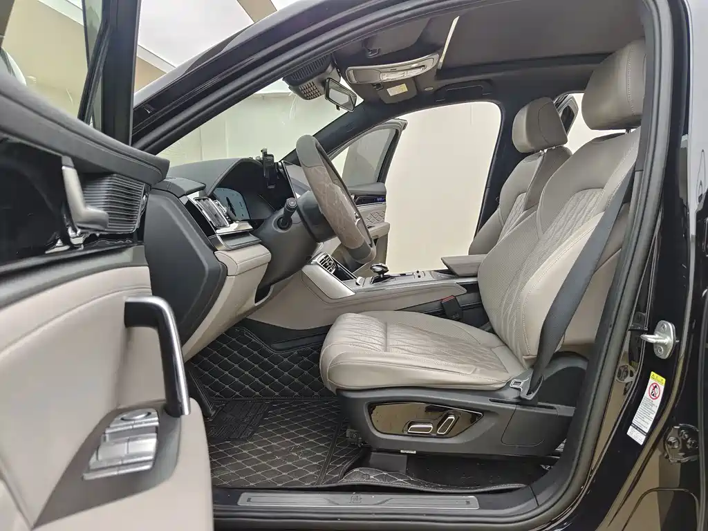 BYD Tang New Energy — миниатюра 8