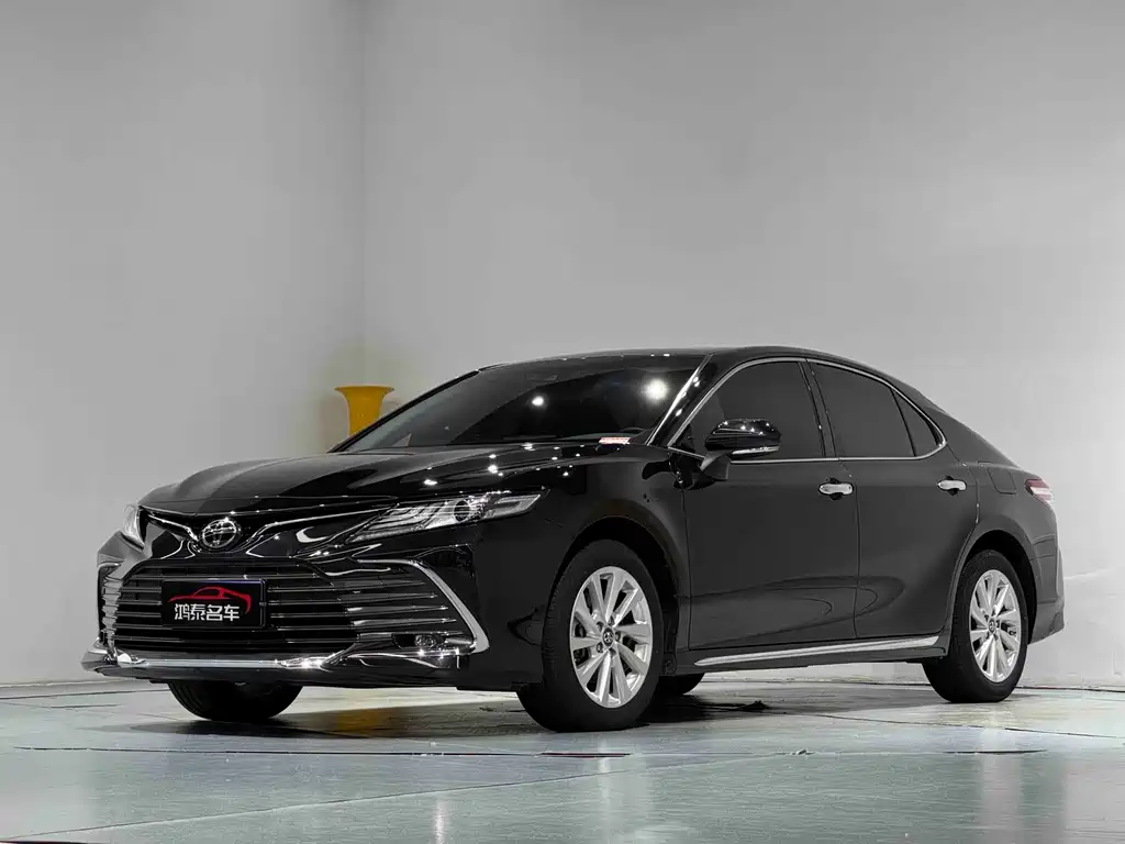 Toyota Camry 2023 2.0G Luxury