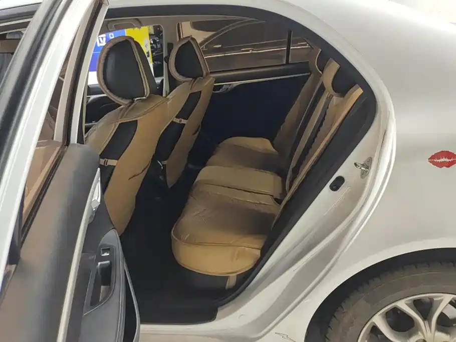 Geely Vision — миниатюра 11