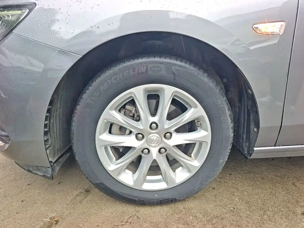 Buick GL6 — миниатюра 23