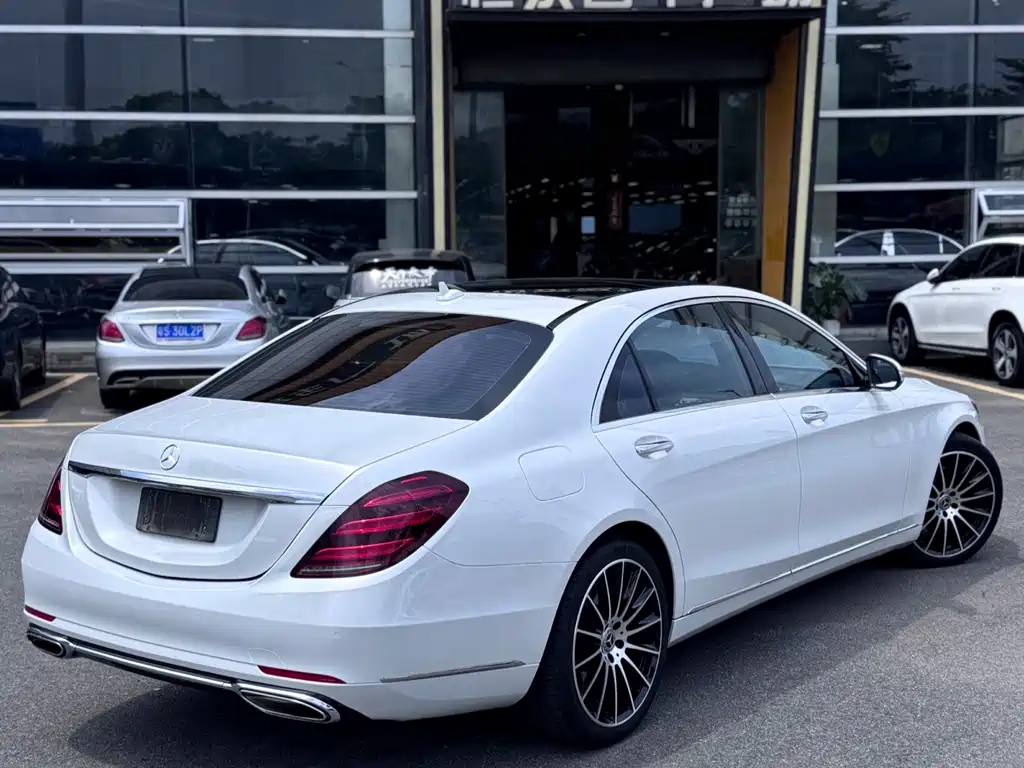 Mercedes-Benz S-Class — миниатюра 9