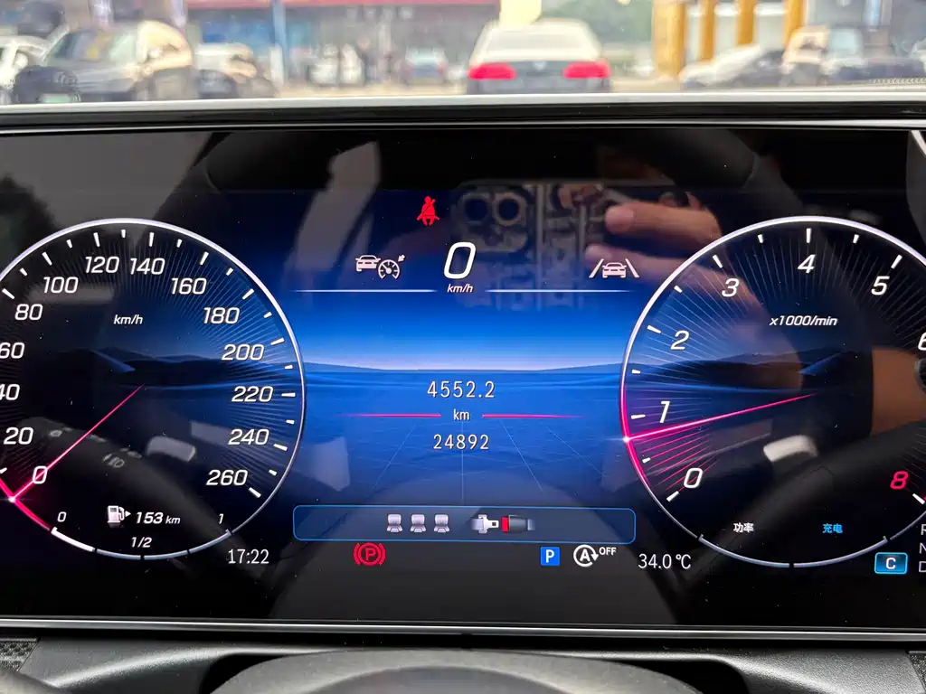 Mercedes-Benz C-Class — миниатюра 16