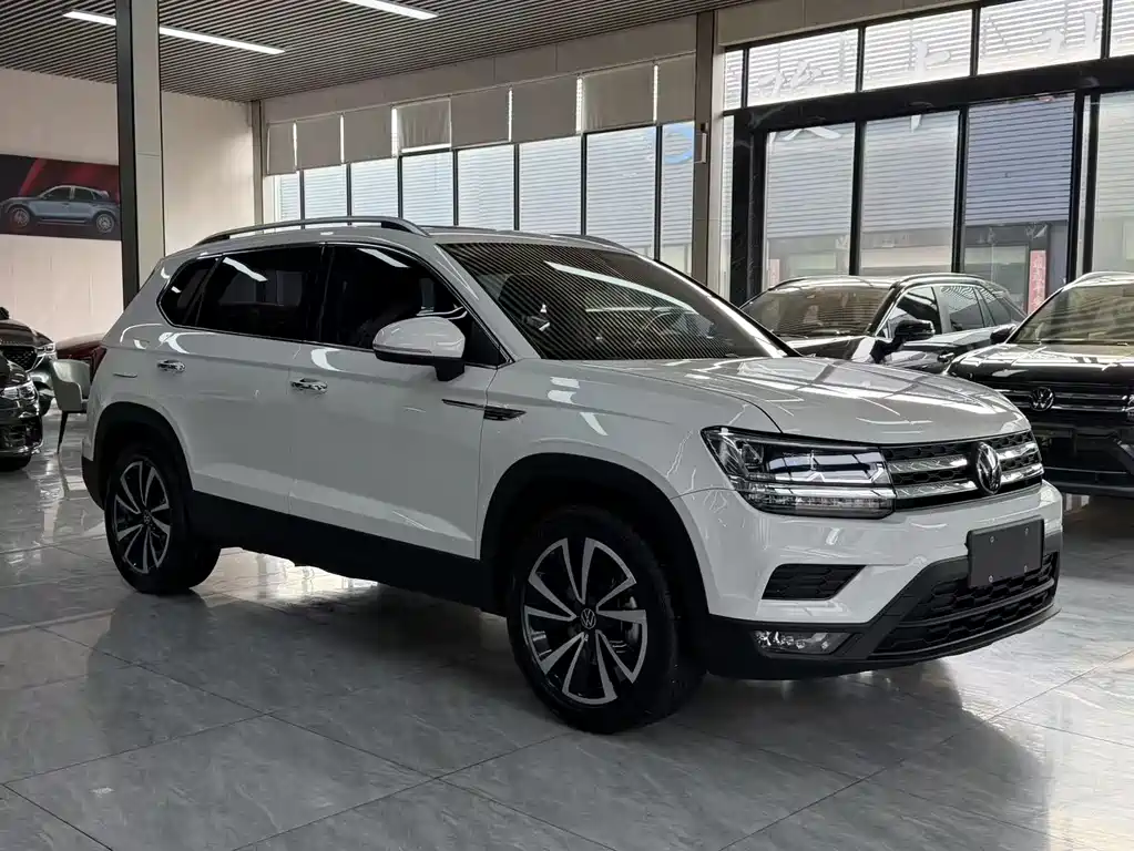 VOLKSWAGEN TUYUE