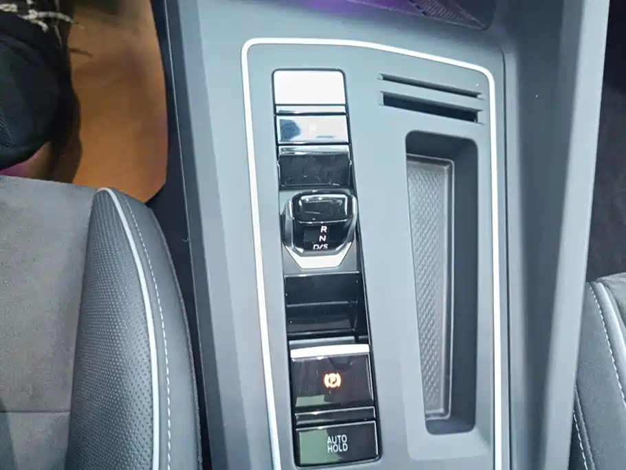 Volkswagen Golf — миниатюра 16