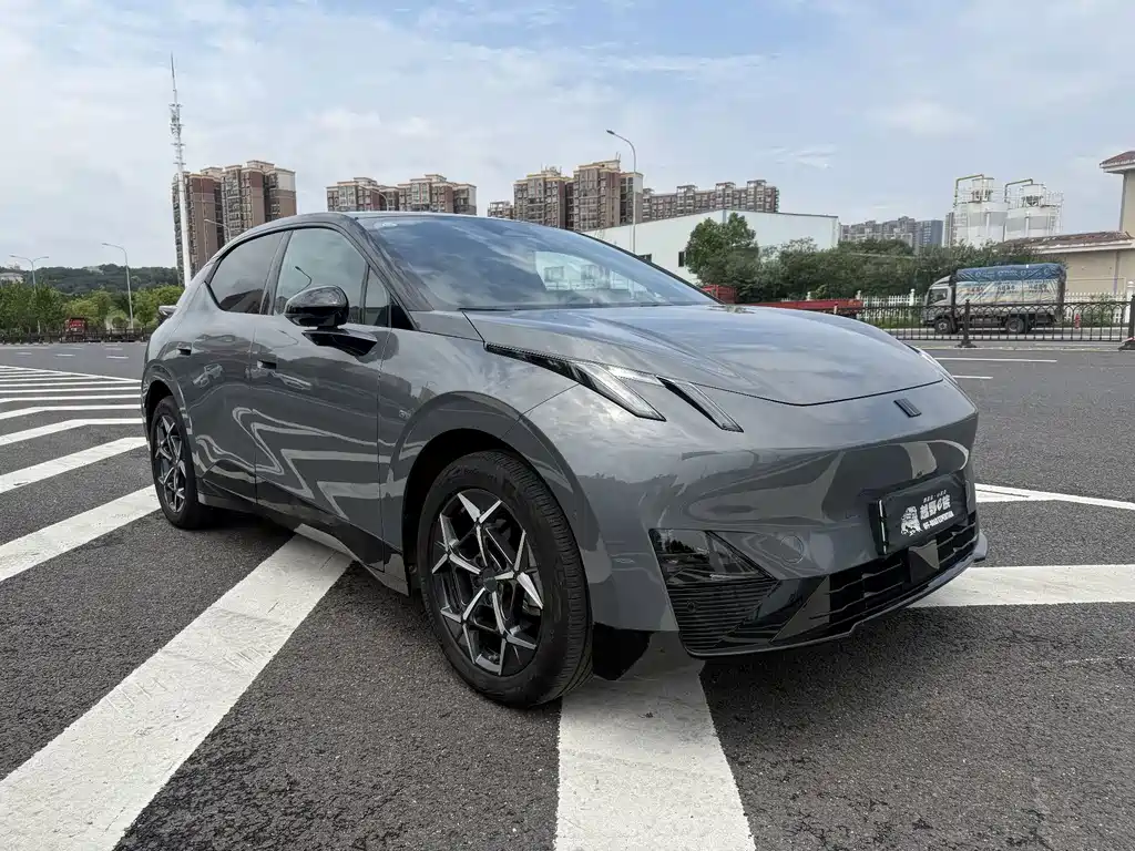 Lynk & Co Z20 — миниатюра 3