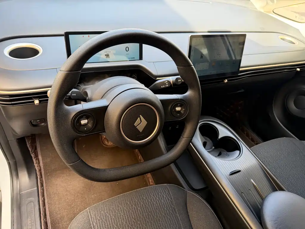 Baojun Yunduo — миниатюра 5