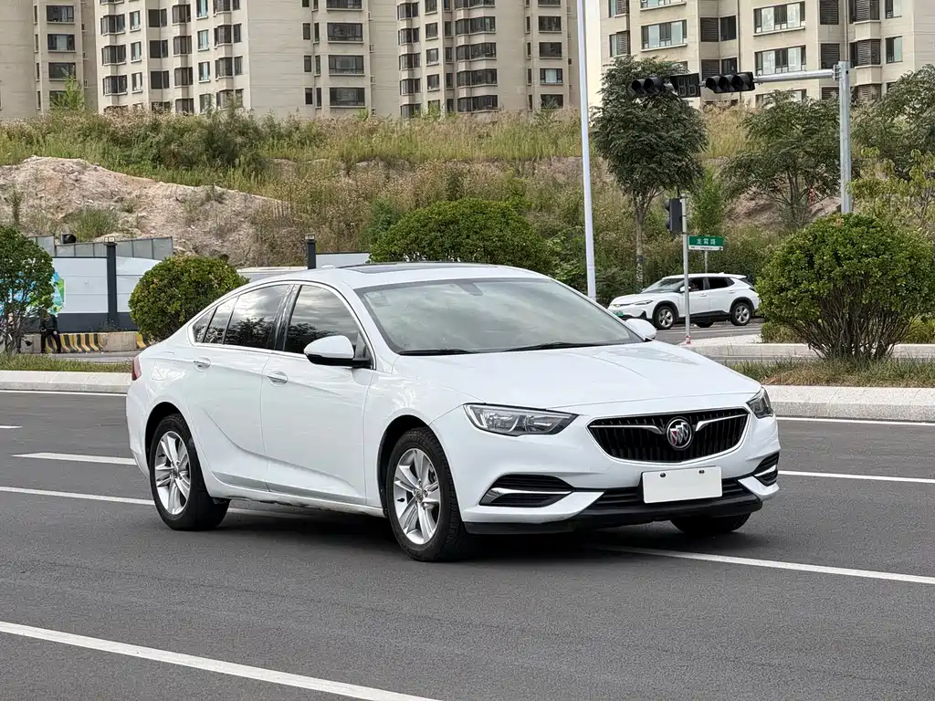 Buick Regal — миниатюра 3