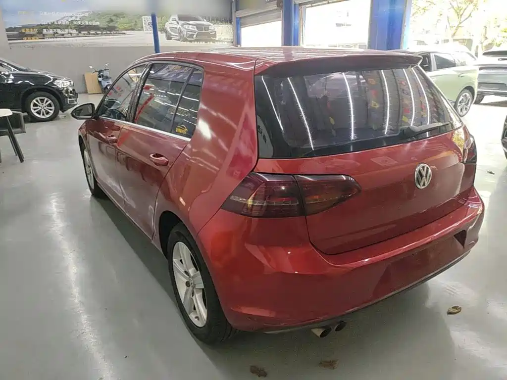 Volkswagen Golf — миниатюра 5