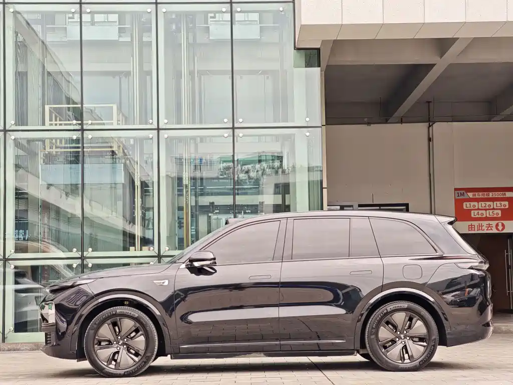 Li Auto Li L8 — миниатюра 7