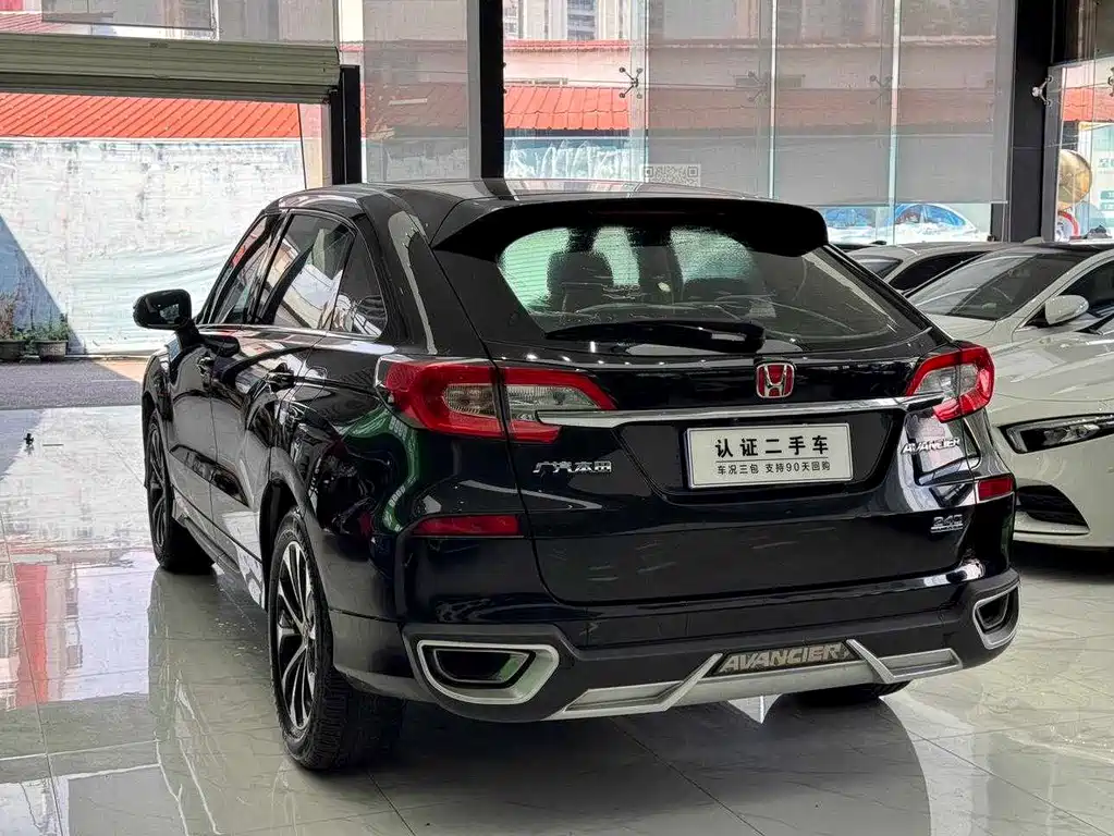 Honda Avancier — миниатюра 6