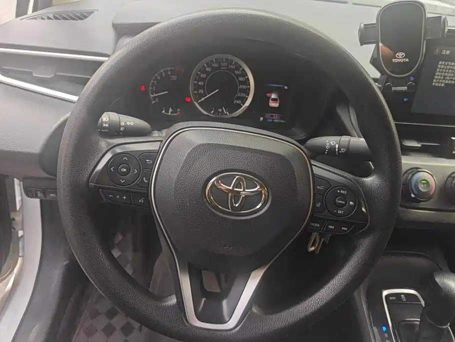 Toyota Corolla — миниатюра 15