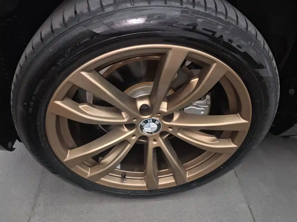 BMW X6 — миниатюра 23