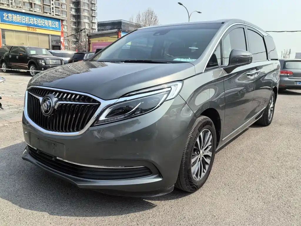 Buick GL8 2017
