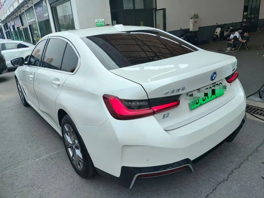 BMW i3 — миниатюра 5