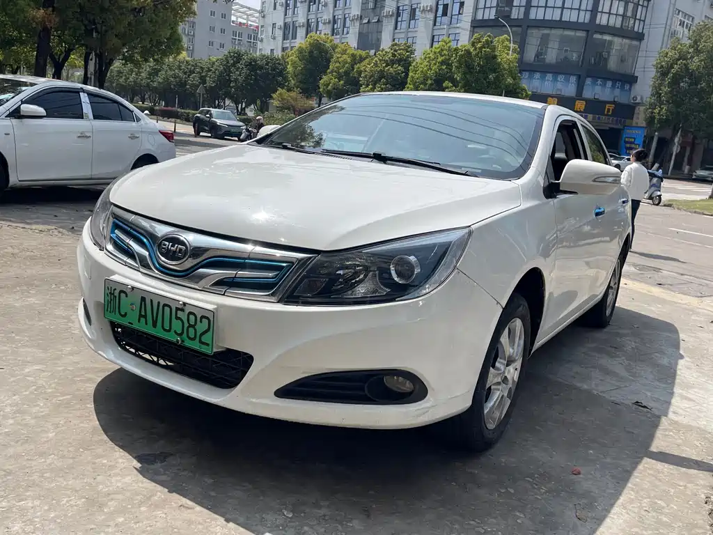 Byd e5 2018