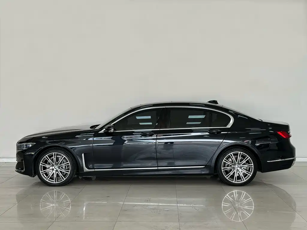 BMW 7 Series 7 2022 740Li xDrive Executive Luxury