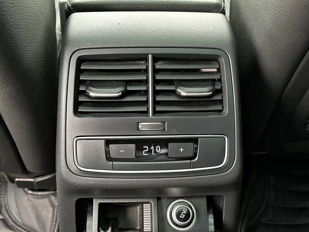 Audi A4L — миниатюра 18