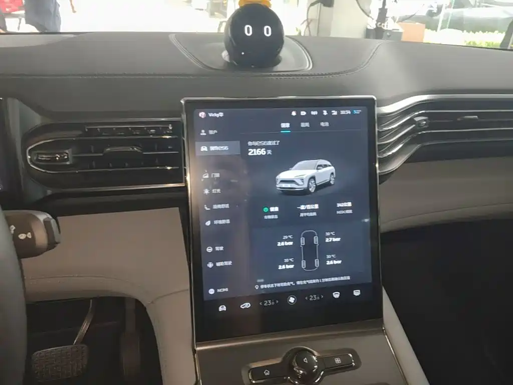 NIO ES6 — миниатюра 13