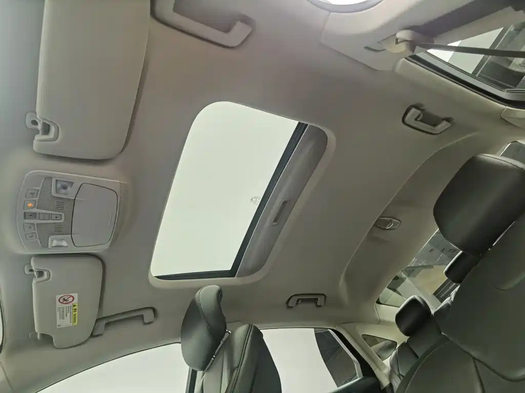 Ford Mondeo — миниатюра 14