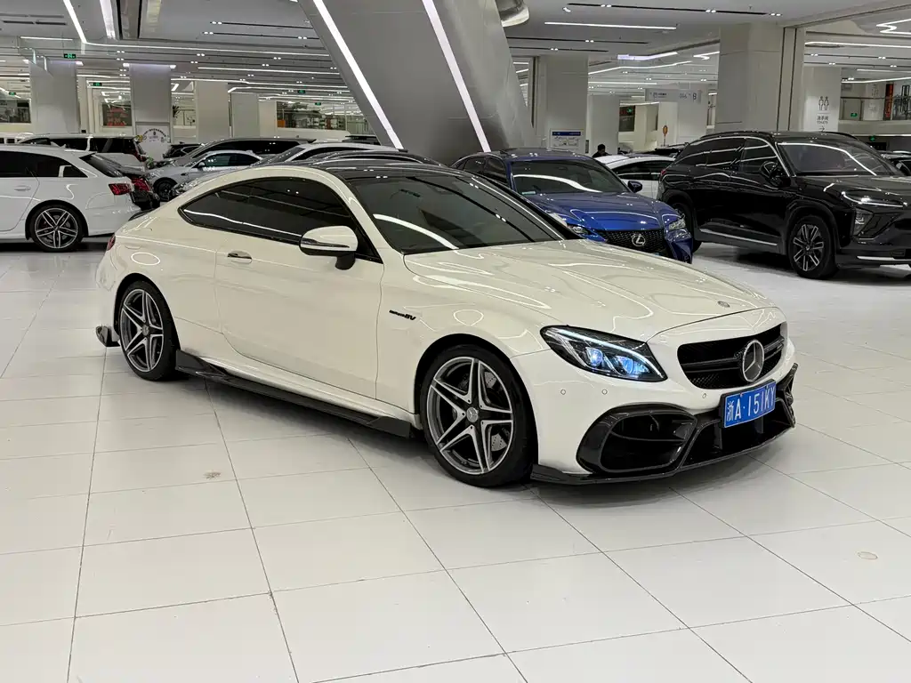 MERCEDES-BENZ C CLASS AMG