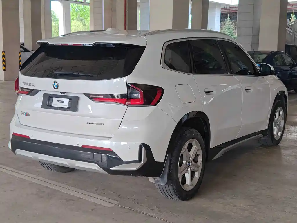 BMW X1 — миниатюра 7