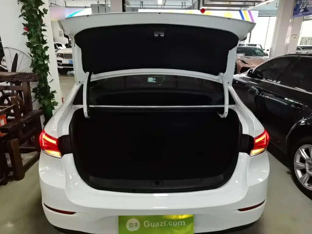Buick Excelle — миниатюра 19